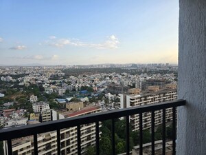 2 BHK Apartment For Rent in Vinayak Eastern River Residency, Pimple Saudagar