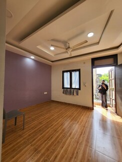2 BHK + Servant Room Builder Floor For Rent in Savitri Nagar