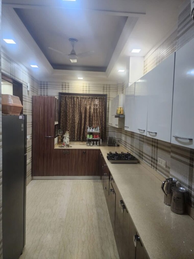 undefined, suncity 3 Bedroom 250 Sq.Yd. Builder Floor In Suncity Gurgaon 10480800