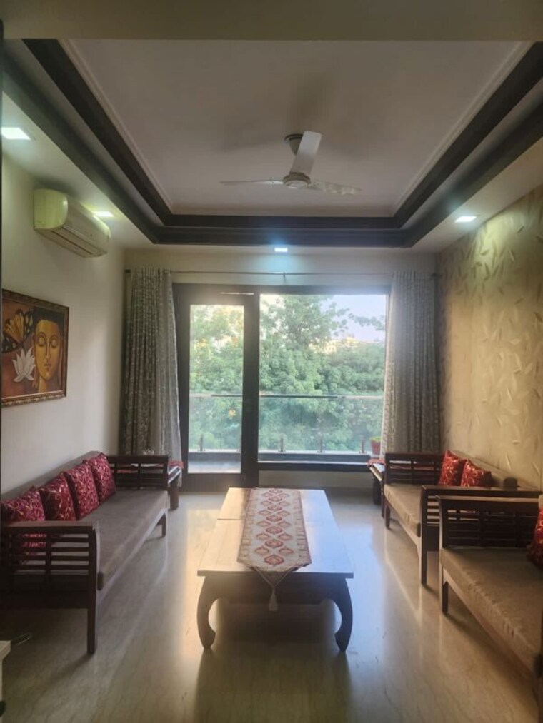 Living Room, suncity 3 Bedroom 250 Sq.Yd. Builder Floor In Suncity Gurgaon 10480800
