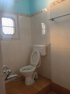 Bathroom in 2 BHK Builder Floor at Sector 15 – for Rent