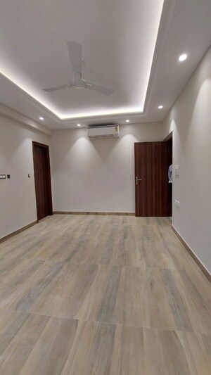 Room in 4 BHK Independent House at Millenium Bajrang Society, Sector 43 – for Rent