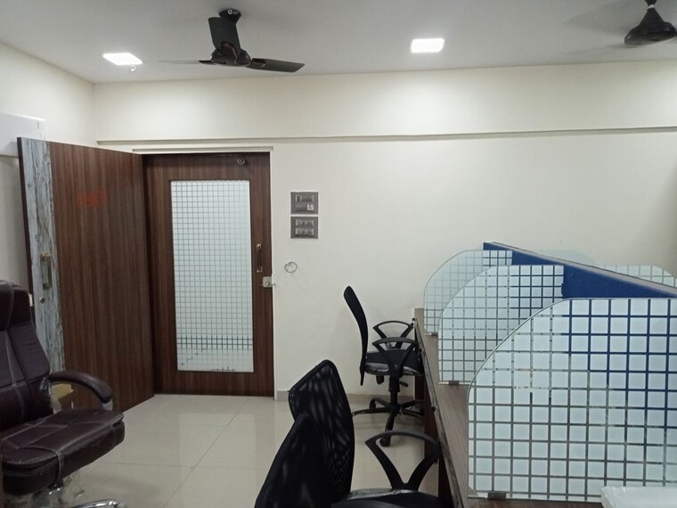 Team Area, cbd belapur sector 11 Commercial Office Space 685 Sq.Ft. In Cbd Belapur Sector 11 Navi Mumbai 10480857