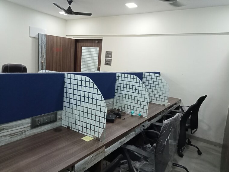 Team Area, cbd belapur sector 11 Commercial Office Space 685 Sq.Ft. In Cbd Belapur Sector 11 Navi Mumbai 10480857