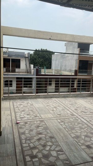 3.5 BHK Villa – Exterior View View at Sector 36 - for Rent