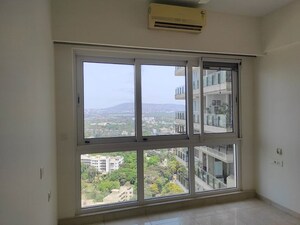 Room in 4 BHK Apartment at L&T Crescent Bay T2, Parel – for Sale