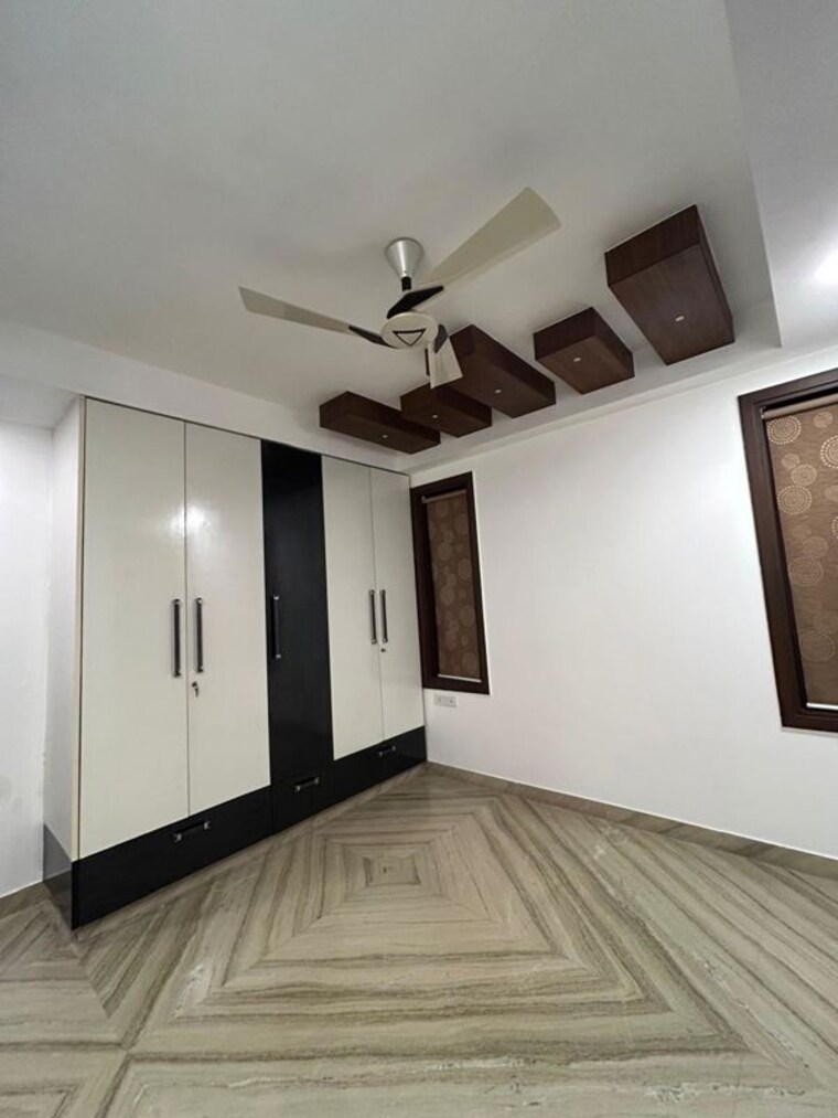 Room, malviya nagar 2 Bedroom 100 Sq.Yd. Builder Floor In Malviya Nagar Delhi 10480936