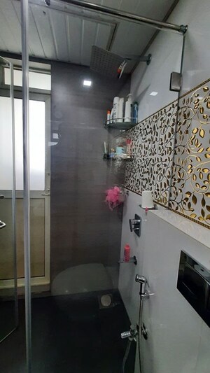 Attached Bathroom in 3.5 BHK Apartment at Akshar Shreeji Heights, Seawoods – for Rent