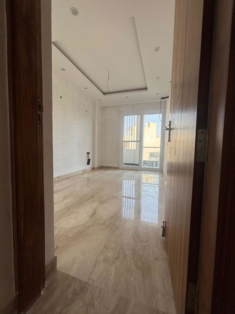Room, sector 46 4 Bedroom 263 Sq.Yd. Builder Floor In Sector 46 Gurgaon 10480934