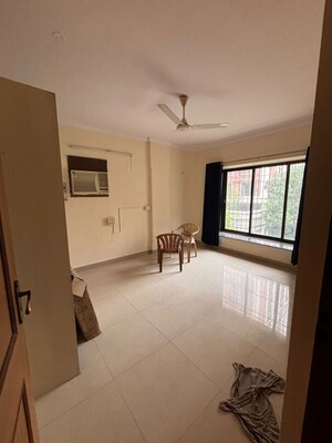 Bedroom in 3 BHK Apartment at Kartik Apartment, Chembur – for Rent