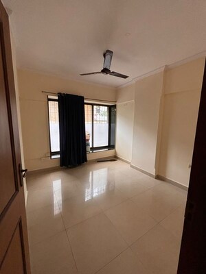 Bedroom in 3 BHK Apartment at Kartik Apartment, Chembur – for Rent