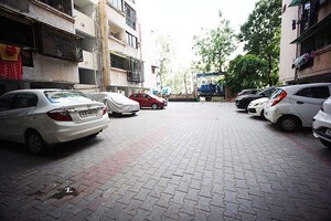 Parking in 2 BHK Apartment at Satellite – for Sale