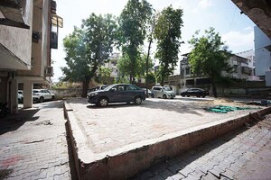 Parking in 2 BHK Apartment at Satellite – for Sale