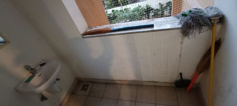 Balcony, golf-edge 3 Bedroom 1670 Sq.Ft. Apartment In Gachibowli Hyderabad 10480986