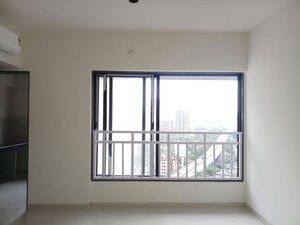 Room in 2 BHK Apartment at Crystal Armus, Chembur – for Rent