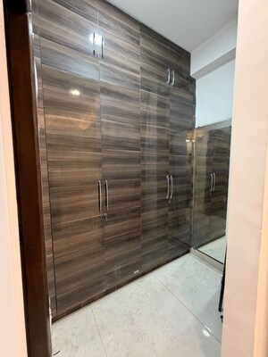 Room in 3 BHK Builder Floor at Freedom Fighters Enclave – for Rent