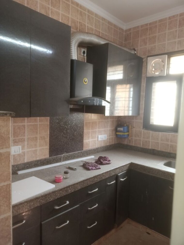 Kitchen, vasant kunj 2 Bedroom 800 Sq.Ft. Apartment In Vasant Kunj Delhi 10481034