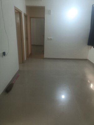 Room in 2.5 BHK Apartment at Nirala Aspire, Sector 16 Greater Noida – for Rent