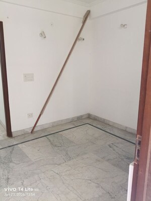 Room in 2 BHK Builder Floor at Panchsheel Vihar – for Sale