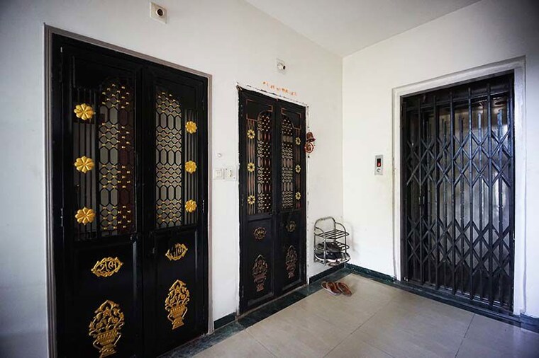 Living Room, new ranip 2 Bedroom 93 Sq.Yd. Apartment In New Ranip Ahmedabad 10481017