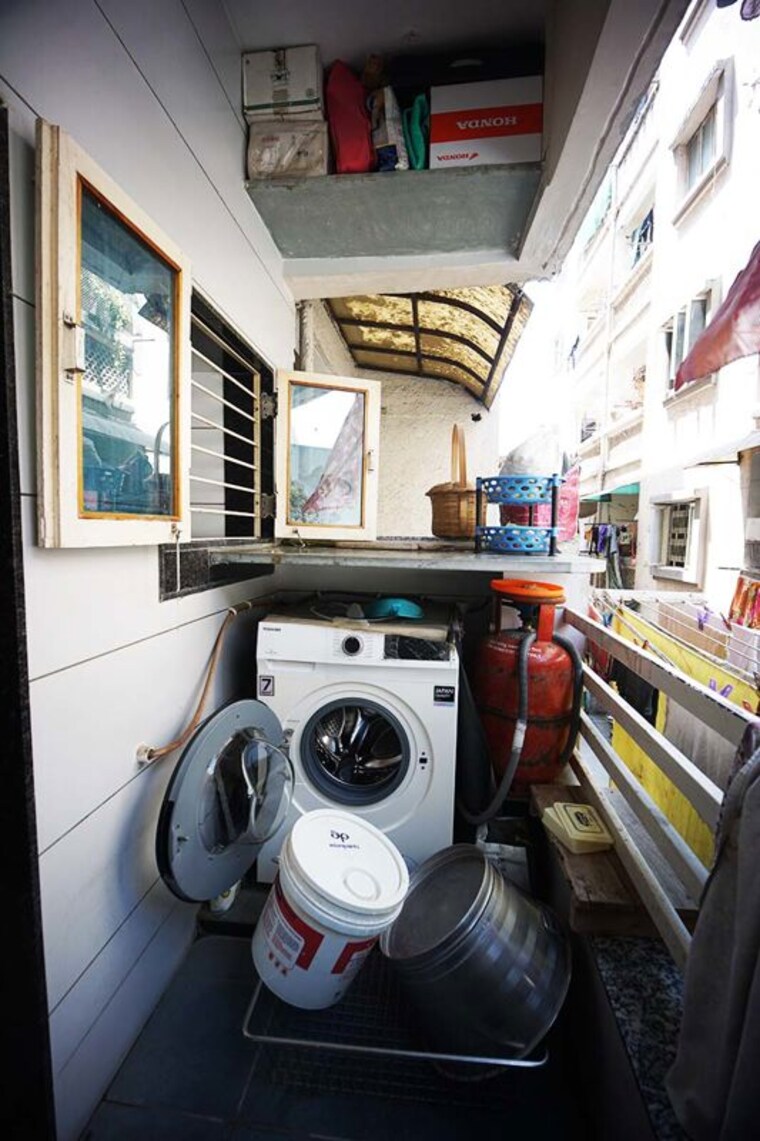  Parking, thakkarbapa nagar 2 Bedroom 95 Sq.Yd. Apartment In Thakkarbapa Nagar Ahmedabad 10481064