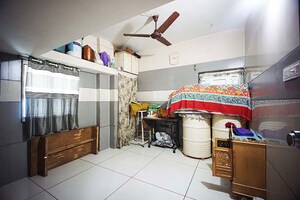 2 BHK Apartment – Exterior View View at Thakkarbapa Nagar - for Sale