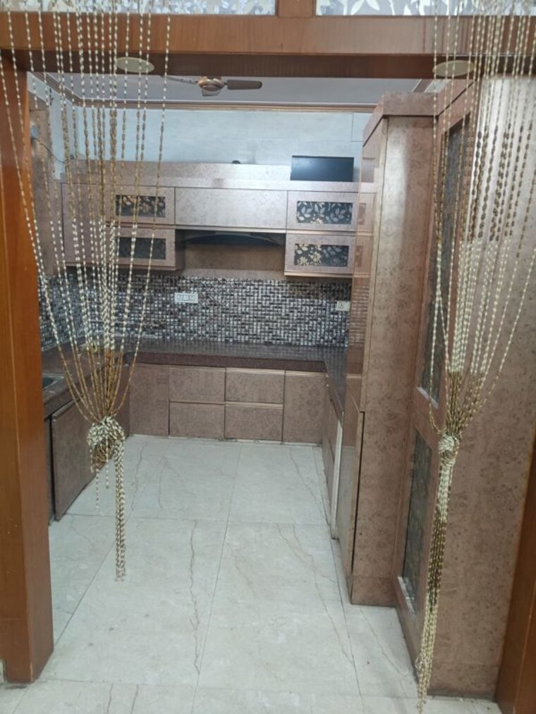 Bathroom, parklands 3.5 Bedroom 325 Sq.Yd. Builder Floor In Sector 85 Faridabad 10481088