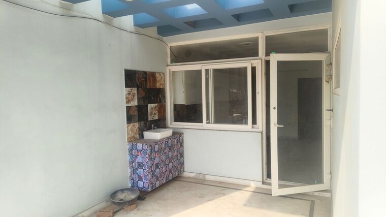 Living Room, nirala-greenshire-phase-i 3 Bedroom 2200 Sq.Ft. Builder Floor In Patwari Greater Noida 10247876