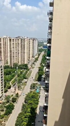 2 BHK Apartment For Rent in Panchsheel Greens II