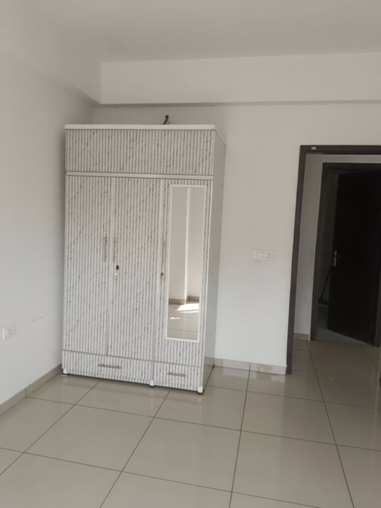 Bathroom, gulshan-bellina 3 Bedroom 1330 Sq.Ft. Apartment In Sector 16 Greater Noida Greater Noida 10481126