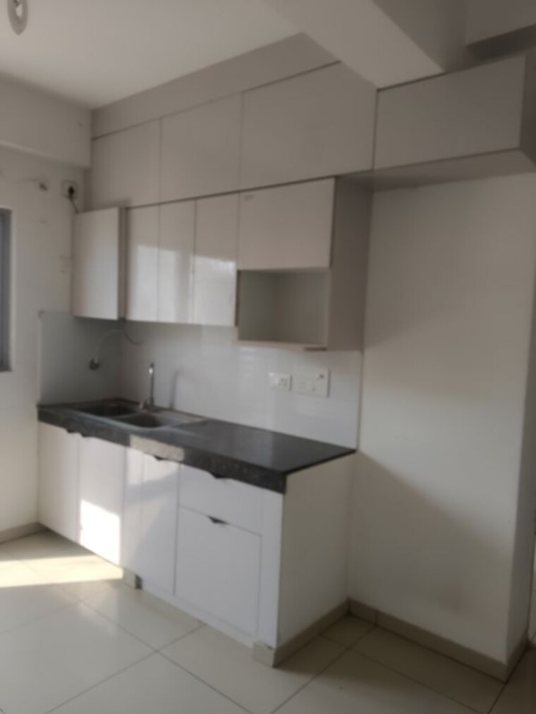 Kitchen, gulshan-bellina 3 Bedroom 1330 Sq.Ft. Apartment In Sector 16 Greater Noida Greater Noida 10481126