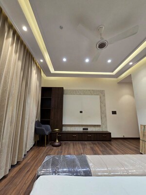 Furnished Amenities in 5 BHK Independent House at Shyam Nagar – for Rent