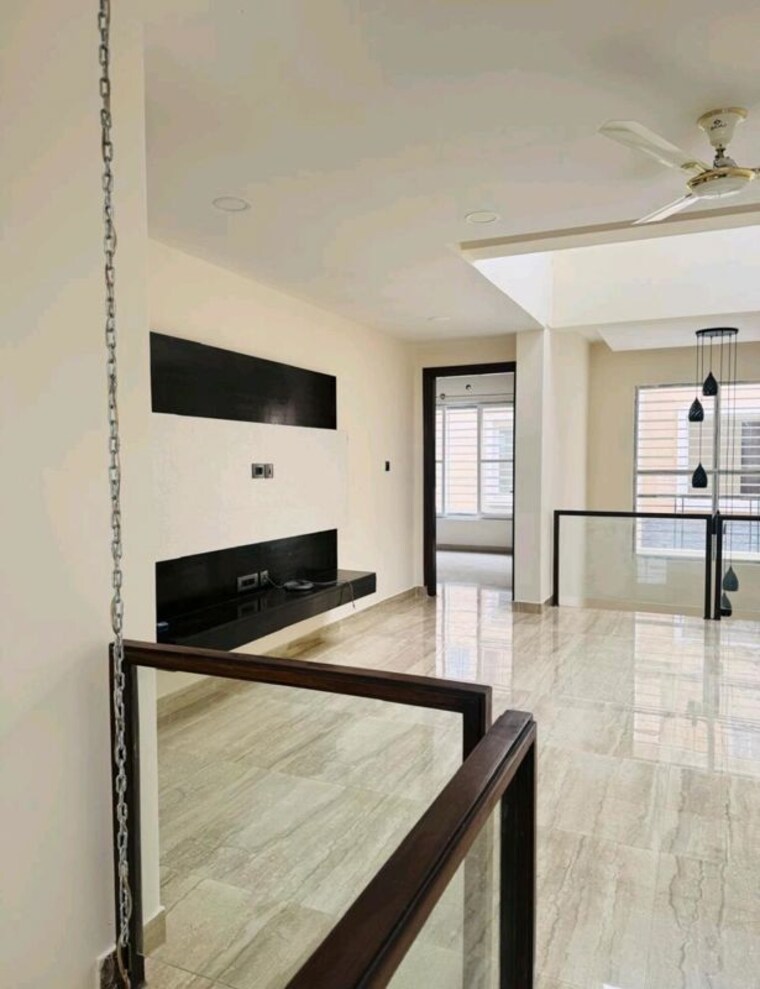 Kitchen, unishire-esplanade 4 Bedroom 4100 Sq.Ft. Villa In Thanisandra Main Road Bangalore 10481195