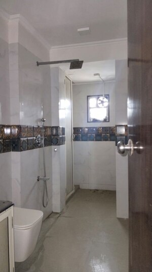 Bathroom in 3 BHK Apartment at Kukreja Residency, Chembur – for Rent