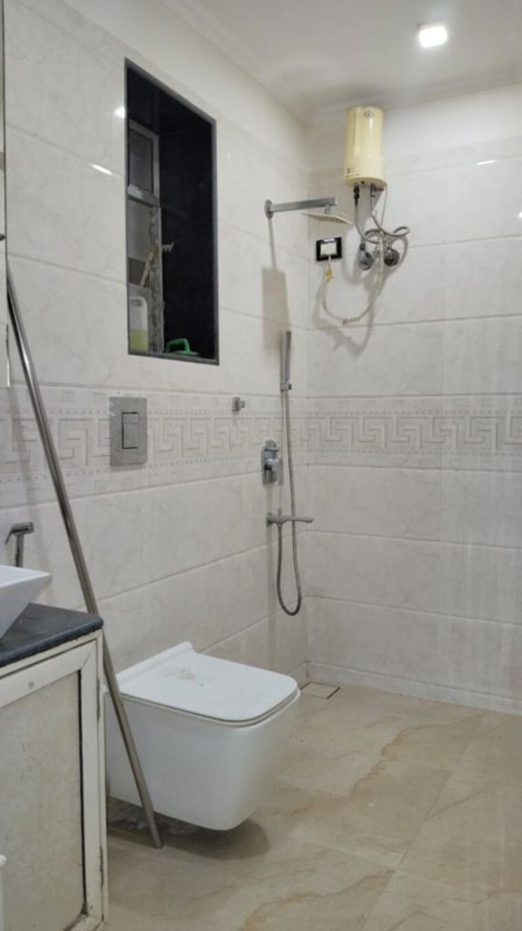 Bathroom, kukreja-residency 3 Bedroom 1100 Sq.Ft. Apartment In Chembur Mumbai 10481151