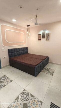 1 BHK Apartment For Rent in Saket