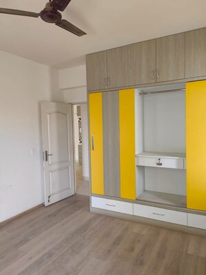 Room in 2 BHK Apartment at Godrej Aria, Sector 79 – for Rent