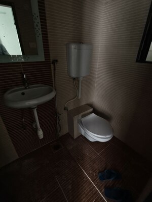 Bathroom in 1 BHK Apartment at Abhishek Apartments Malad, Malad East – for Rent