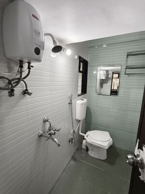 Bathroom in 1 BHK Apartment at Abhishek Apartments Malad, Malad East – for Rent