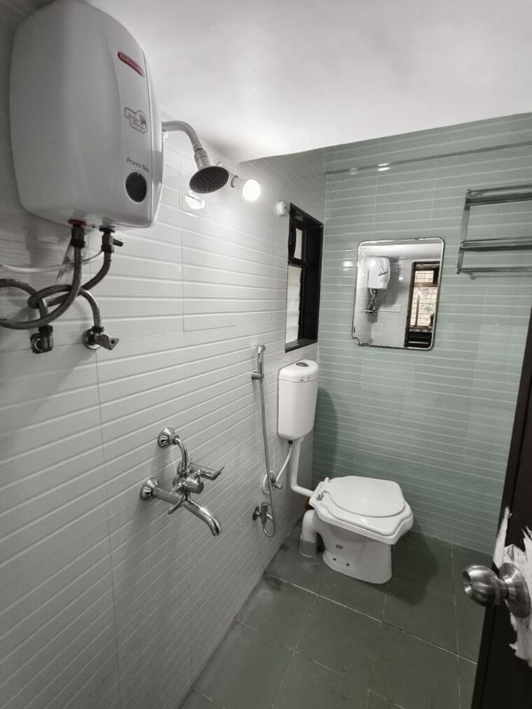 Bathroom, abhishek-apartments-malad 1 Bedroom 620 Sq.Ft. Apartment In Malad East Mumbai 10481213