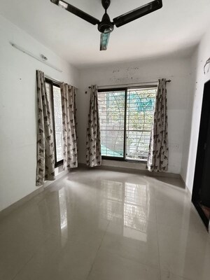 1 BHK Apartment For Rent in Abhishek Apartments Malad, Malad East