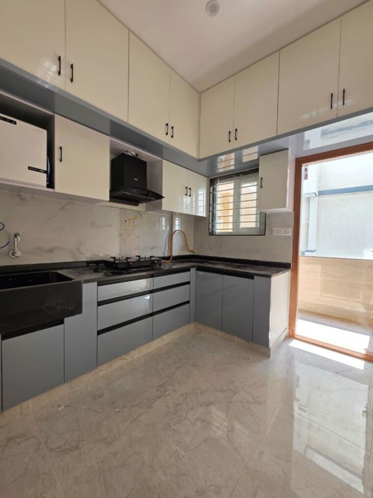 Kitchen, hsr layout sector 3 2 Bedroom 1000 Sq.Ft. Builder Floor In Hsr Layout Sector 3 Bangalore 10481222