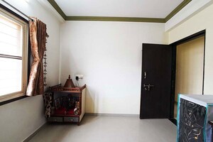 Room in 3 BHK Apartment at New Ranip – for Sale