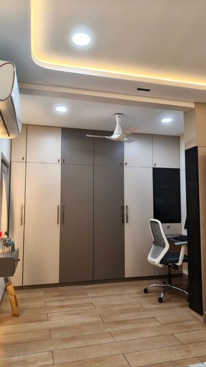 Study Room in 3 BHK Independent House at Parvat Patia – for Sale