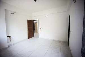 Room in 3 BHK Apartment at Vasna – for Sale