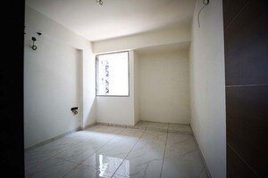 Room in 3 BHK Apartment at Vasna – for Sale