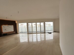Room in 3.5 BHK Apartment at KMB La Palazzo, Koramangala – for Rent
