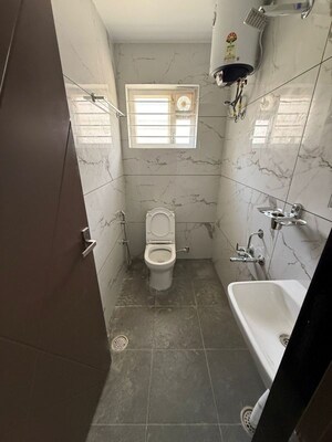 Bathroom in 1 BHK Apartment at Krishna Residency Kadubeesanahalli, Kadubeesanahalli – for Rent