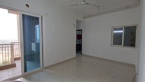 Room in 2 BHK Apartment at Apex The Kremlin, Siddharth Vihar – for Rent