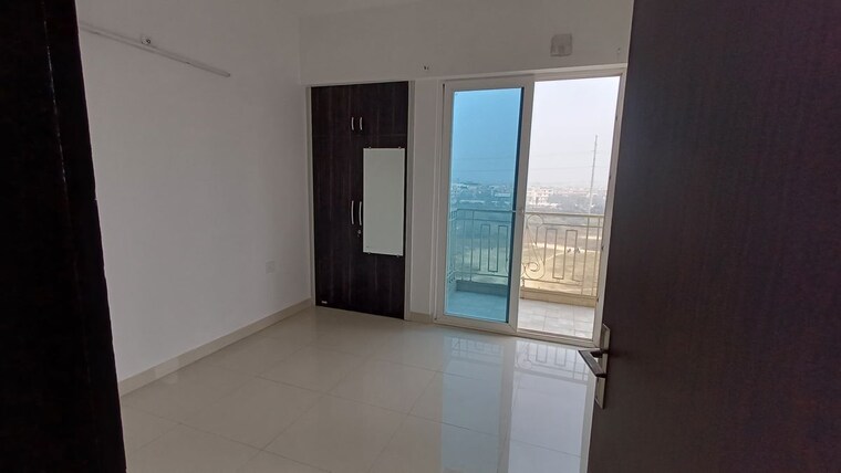 Room, apex-the-kremlin 2 Bedroom 988 Sq.Ft. Apartment In Siddharth Vihar Ghaziabad 9904705